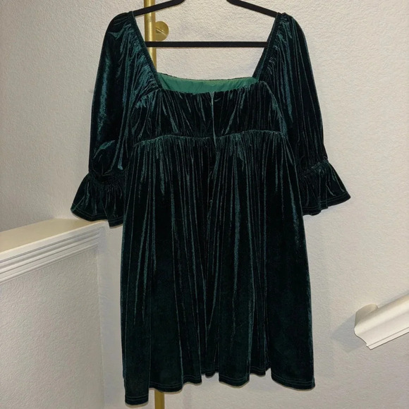 NWOT Smak Parlour Green Velvet Love Interest Babydoll Dress - Picture 6 of 7